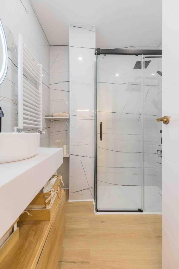 Apartament Bilbao Chic Barrena Old Town Zewnętrze zdjęcie