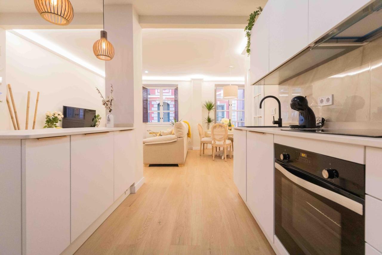 Apartament Bilbao Chic Barrena Old Town Zewnętrze zdjęcie